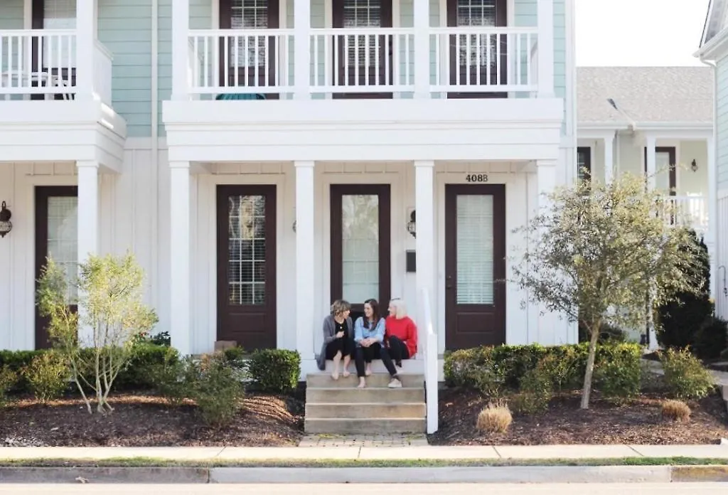 404A The Hilltop House Virginia Beach Holiday home