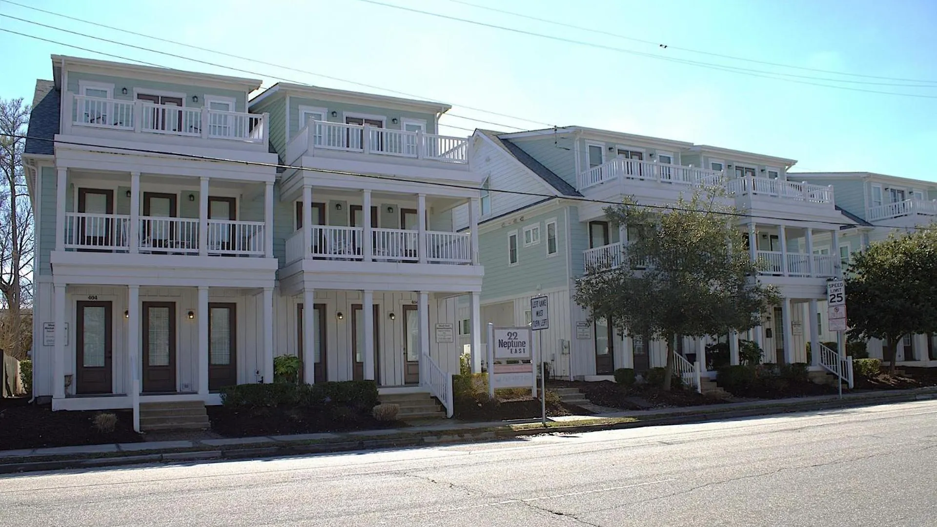 404A The Hilltop House location