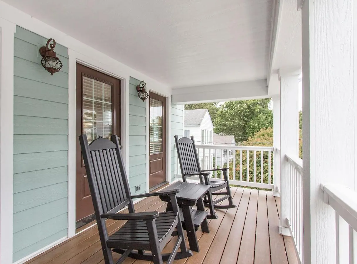 404A The Hilltop House Virginia Beach